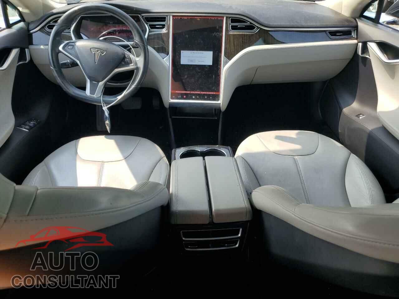 TESLA MODEL S 2013 - 5YJSA1CN3DFP13307