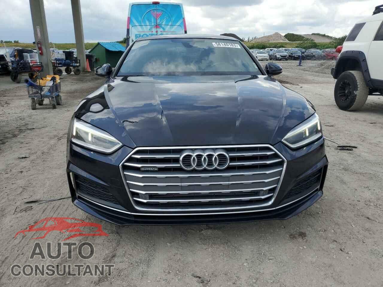 AUDI A5 2018 - WAUENCF57JA131012