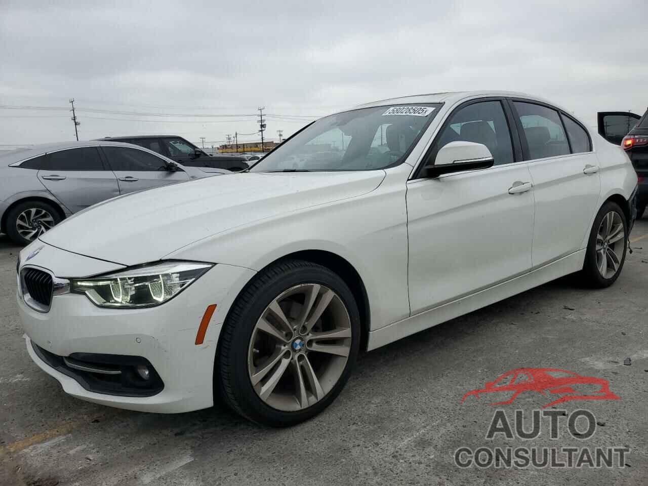 BMW 3 SERIES 2017 - WBA8B9G39HNU54440