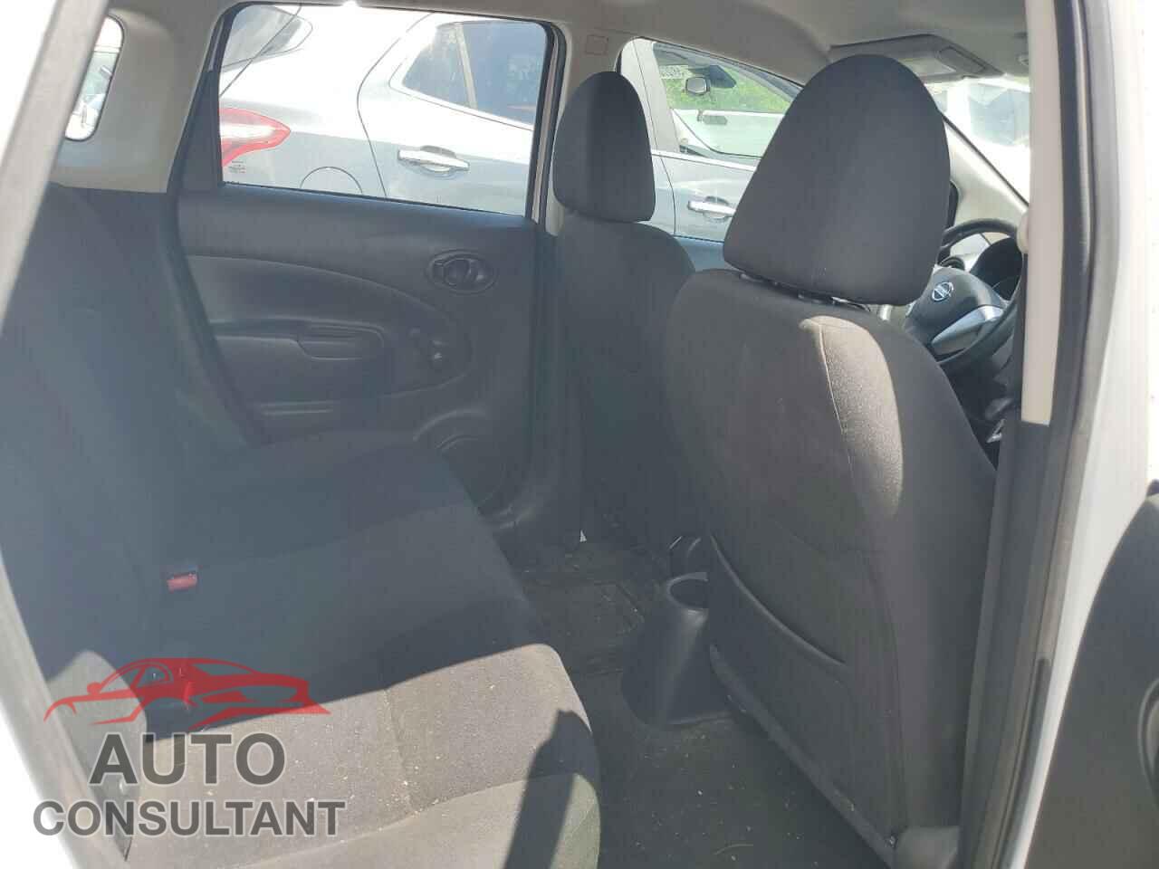 NISSAN VERSA 2017 - 3N1CE2CP2HL356101