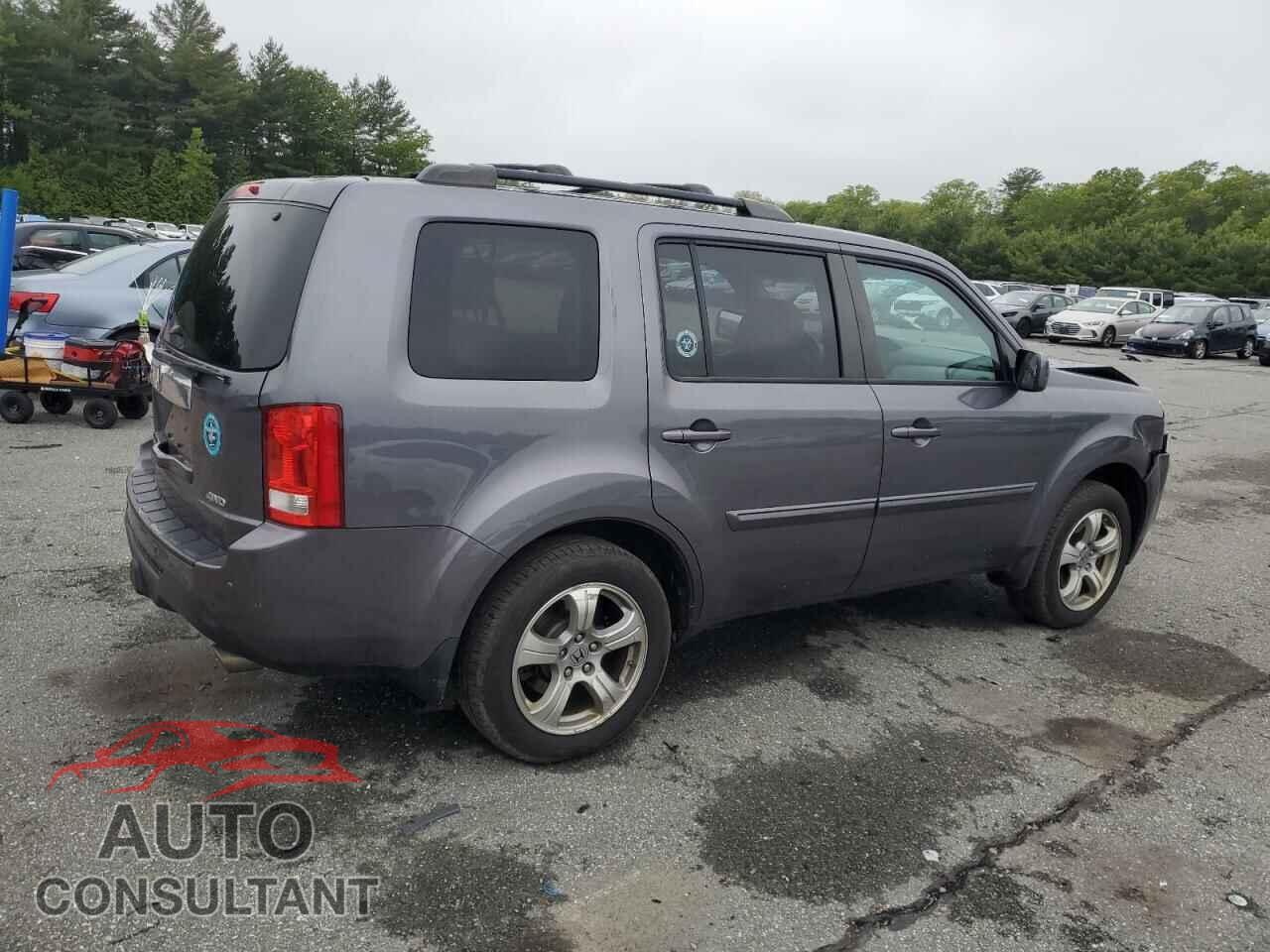 HONDA PILOT 2015 - 5FNYF4H56FB035077