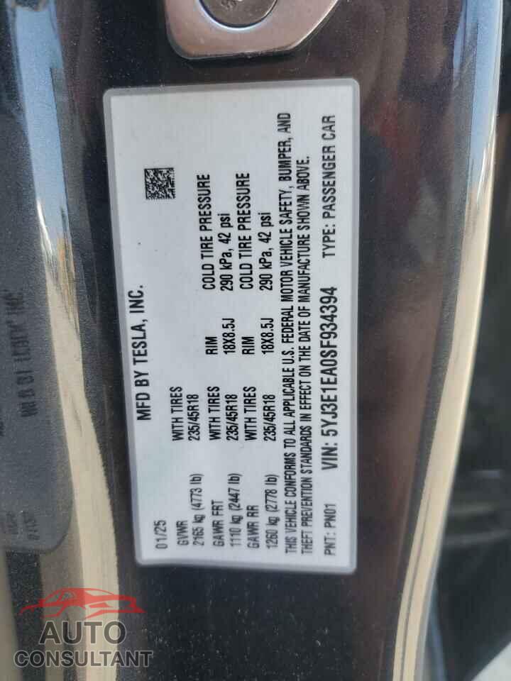 TESLA MODEL 3 2025 - 5YJ3E1EA0SF934394