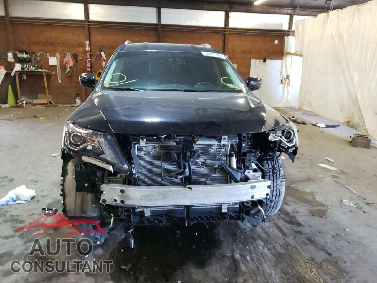 NISSAN PATHFINDER 2019 - 5N1DR2MM9KC594357
