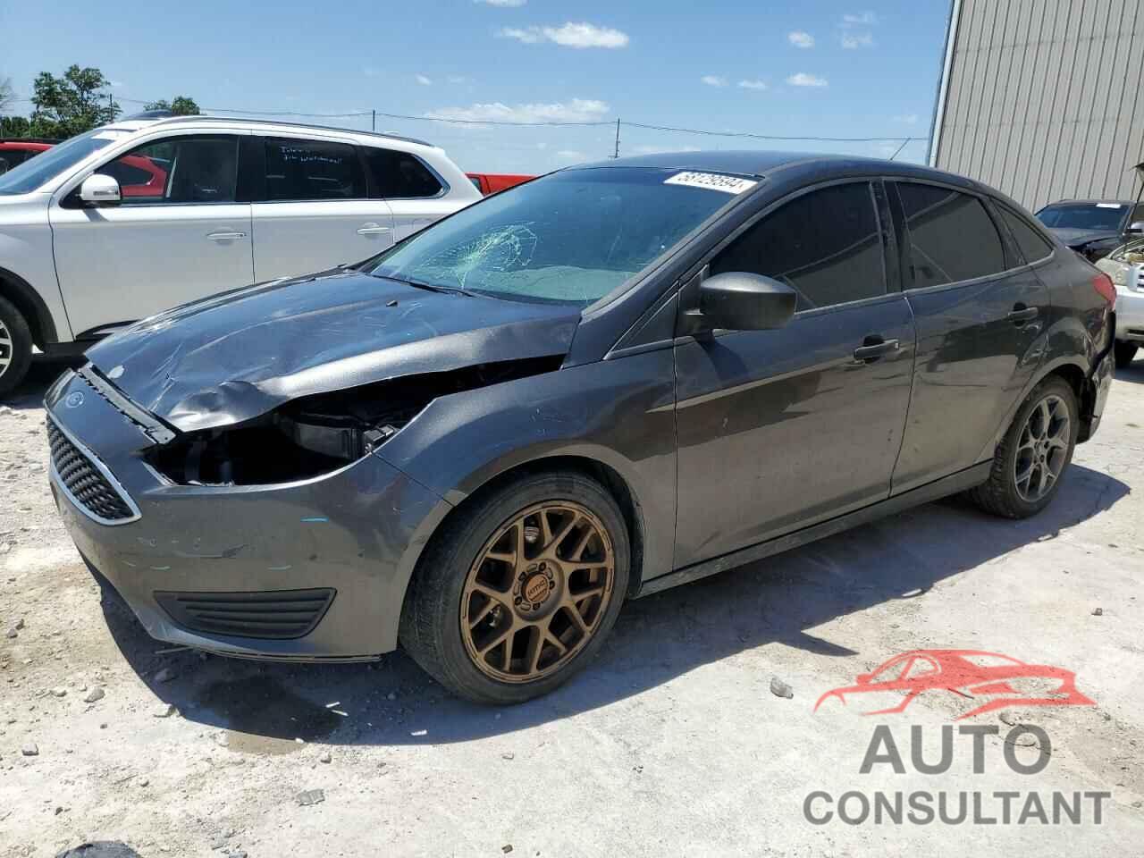 FORD FOCUS 2017 - 1FADP3E28HL243662
