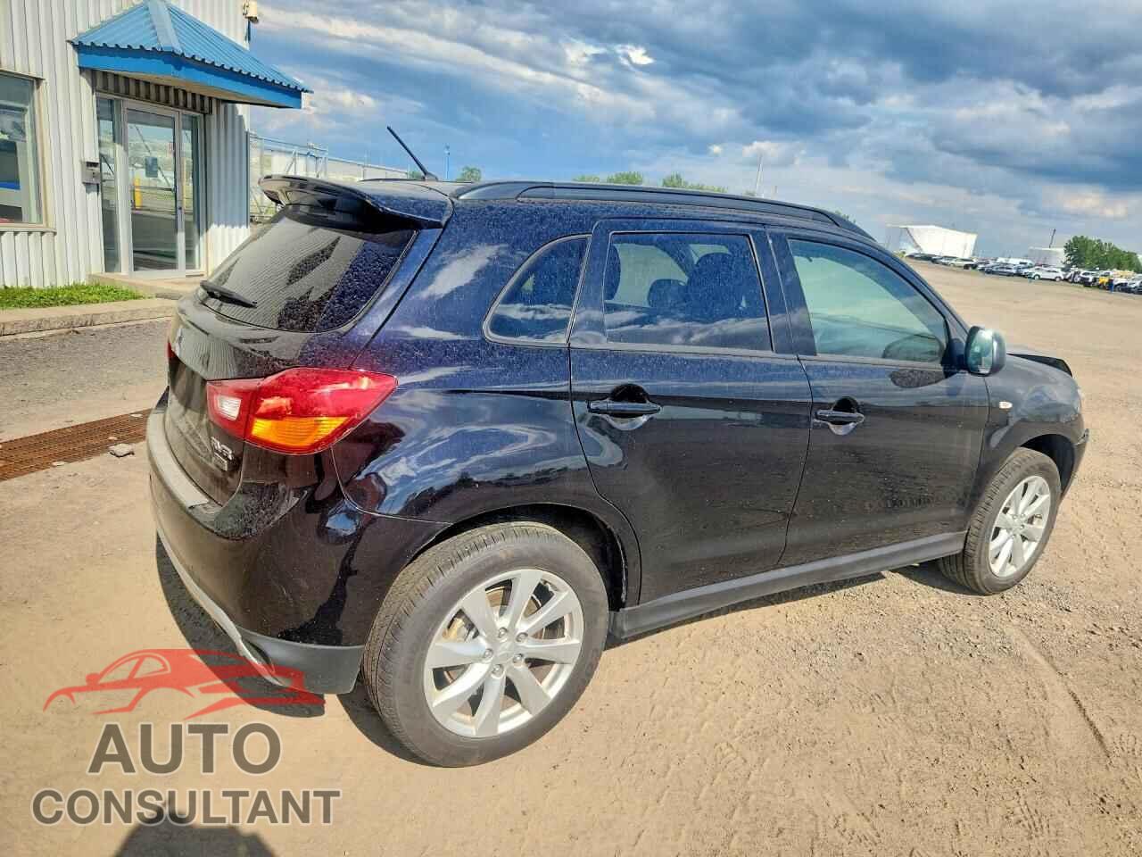 MITSUBISHI OUTLANDER 2015 - 4A4AJ4AW4FE607633