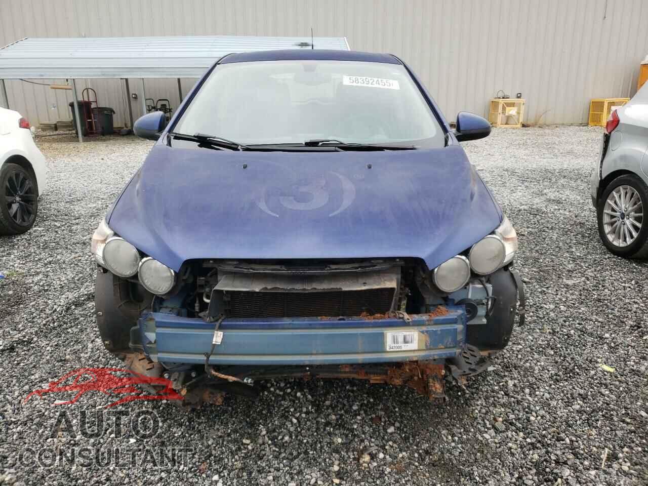 CHEVROLET SONIC 2014 - 1G1JC6SH4E4148419