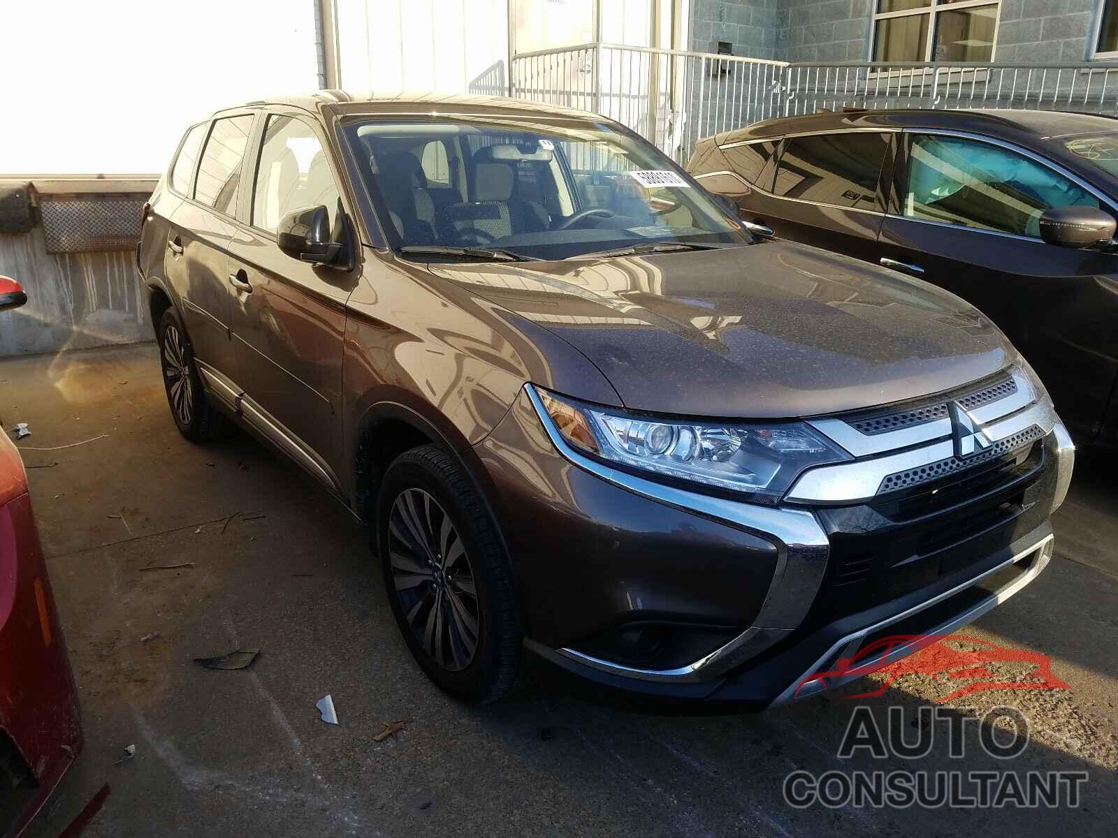 MITSUBISHI OUTLANDER 2019 - JA4AD2A3XKZ055707
