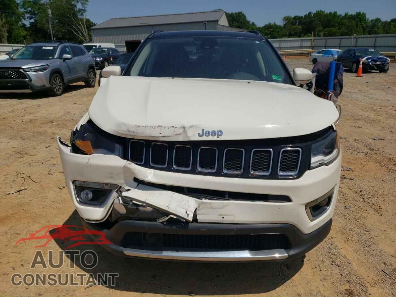 JEEP COMPASS 2018 - 3C4NJDCB5JT399631