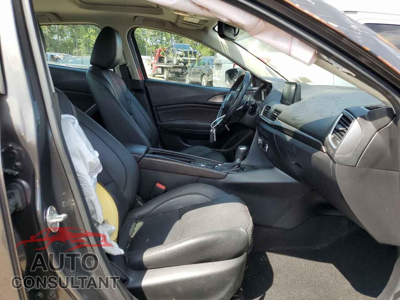 MAZDA 3 2017 - 3MZBN1W34HM139748