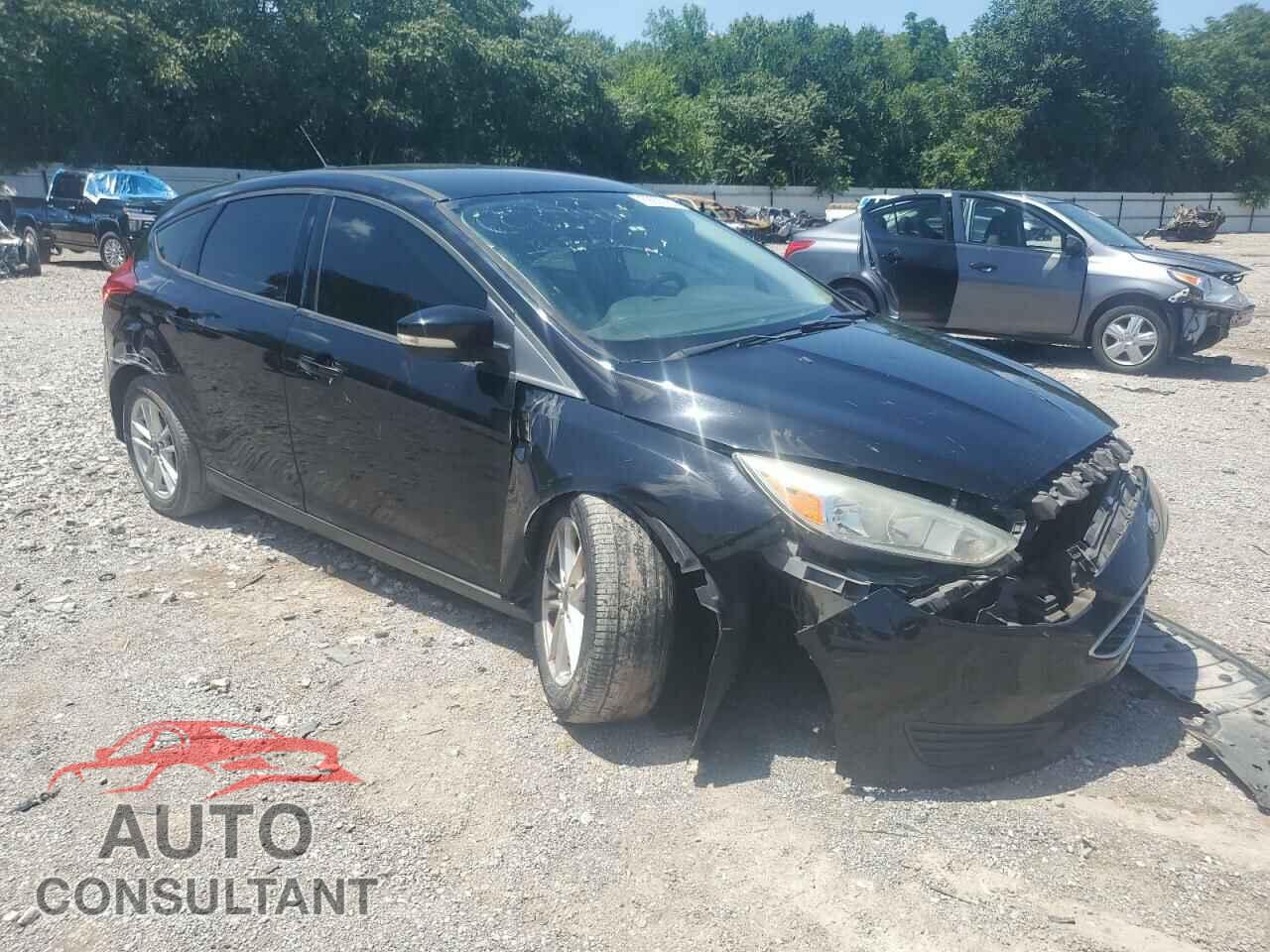 FORD FOCUS 2017 - 1FADP3K27HL246718