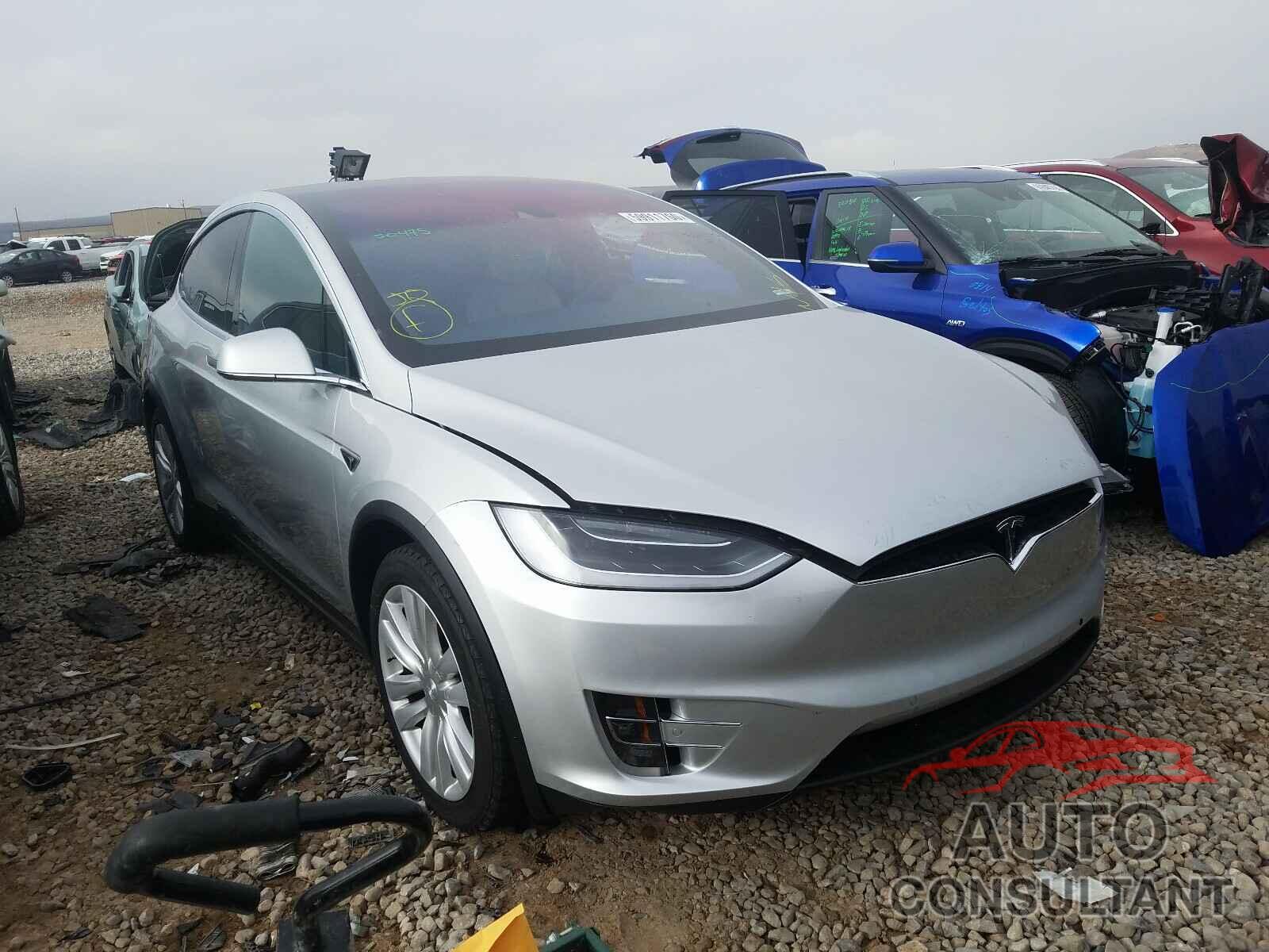 TESLA MODEL X 2016 - 5YJXCBE41GF008309