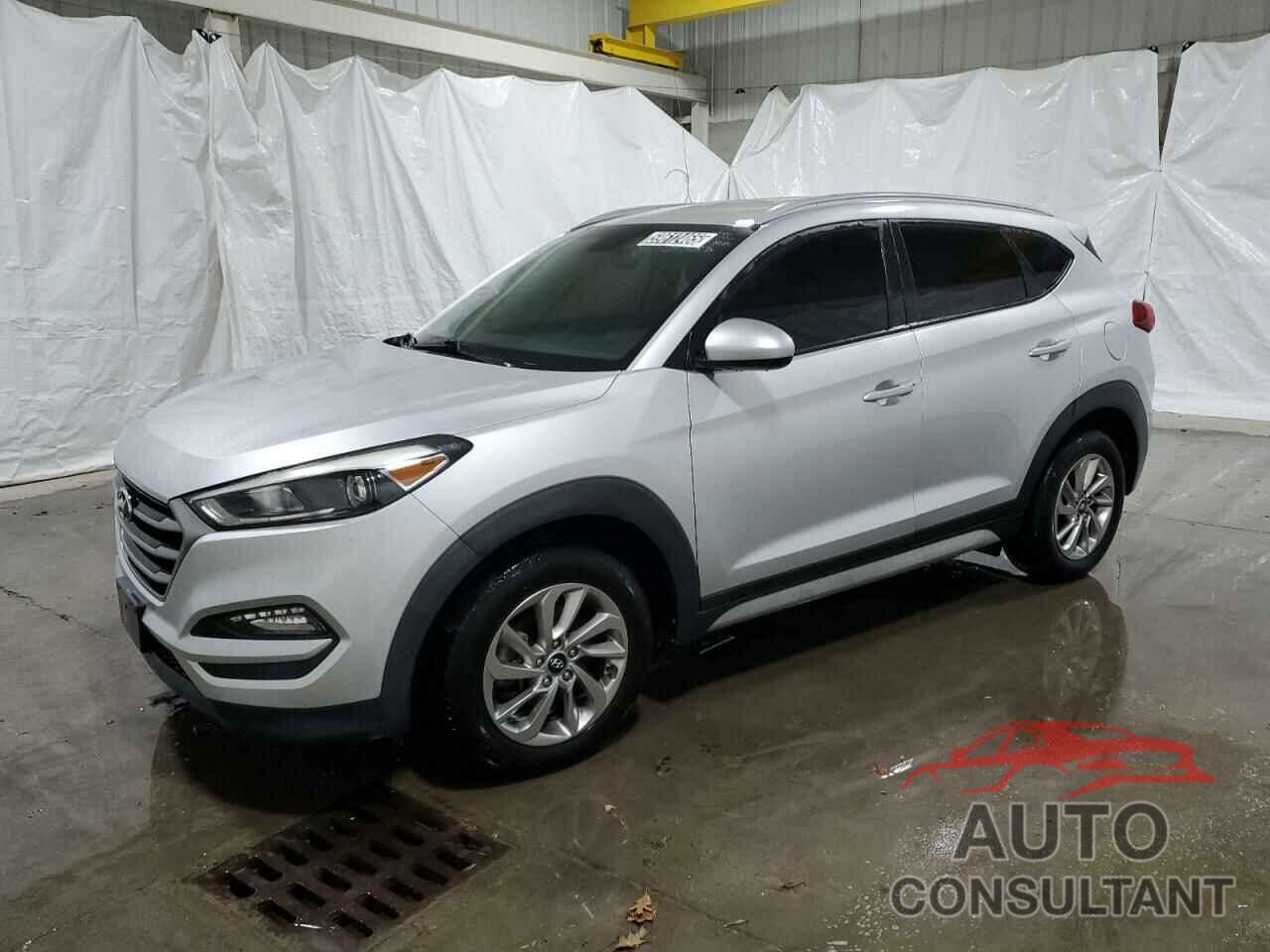 HYUNDAI TUCSON 2018 - KM8J3CA48JU677110