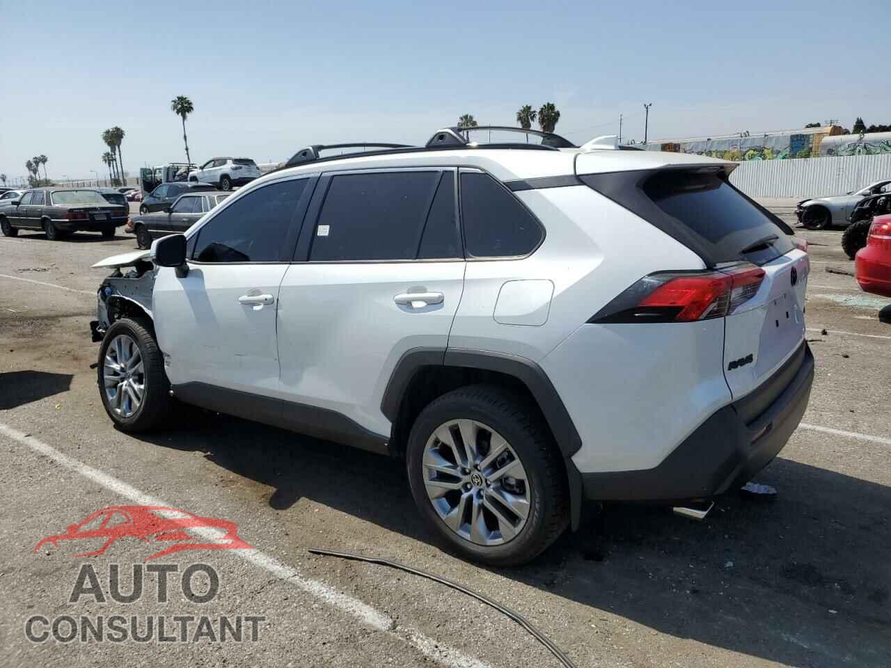 TOYOTA RAV4 2023 - JTMC1RFV5PD104407