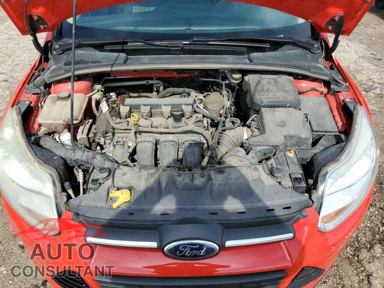 FORD FOCUS 2014 - 1FADP3K2XEL175641