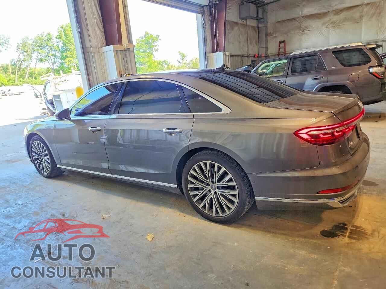AUDI A8 2019 - WAU8DAF85KN019138