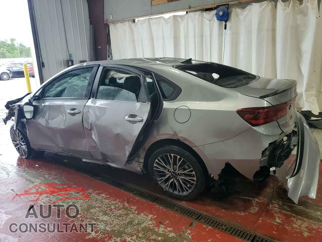 KIA FORTE 2023 - 3KPF54AD5PE551451
