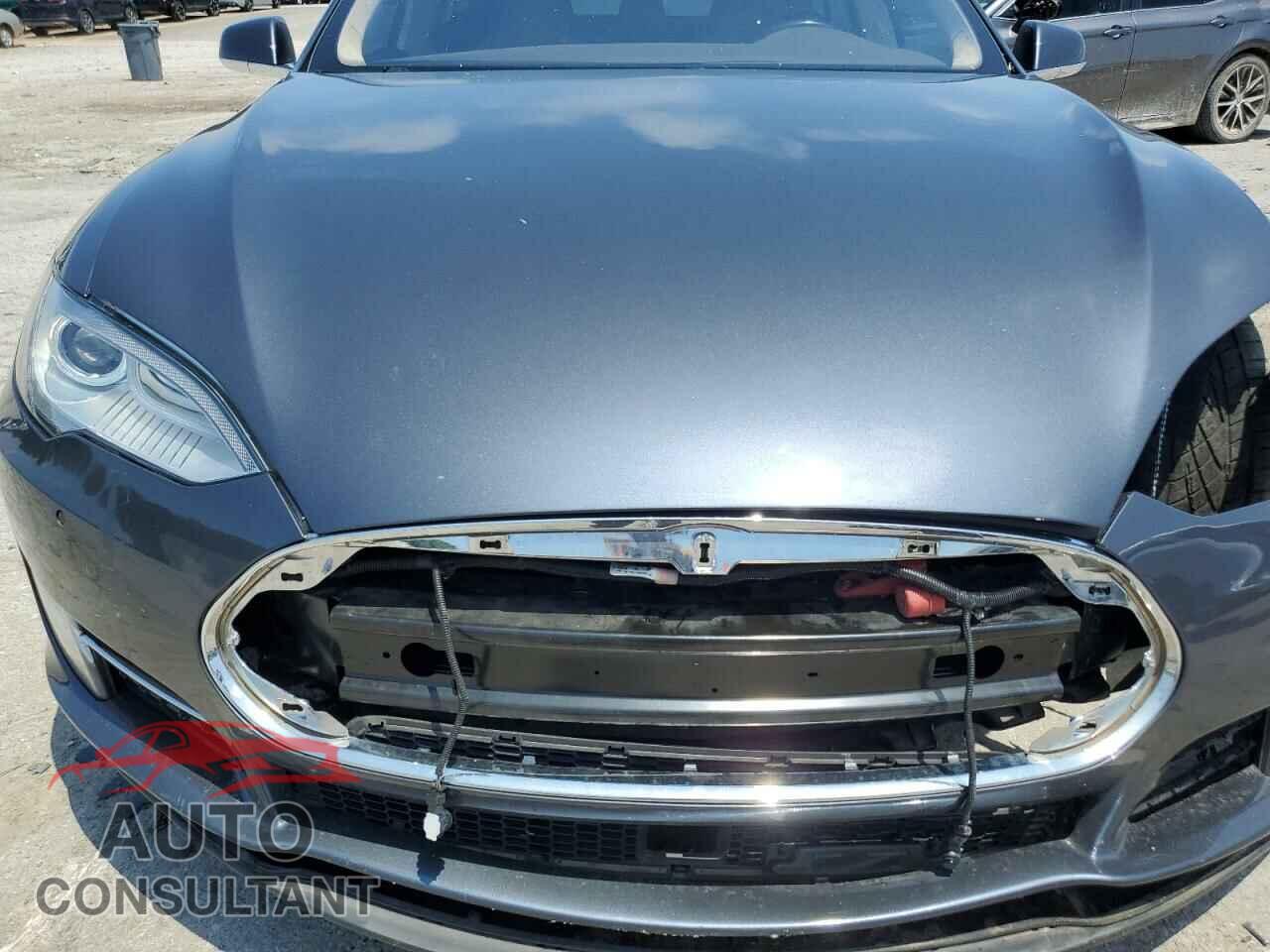 TESLA MODEL S 2015 - 5YJSA1H47FF084461