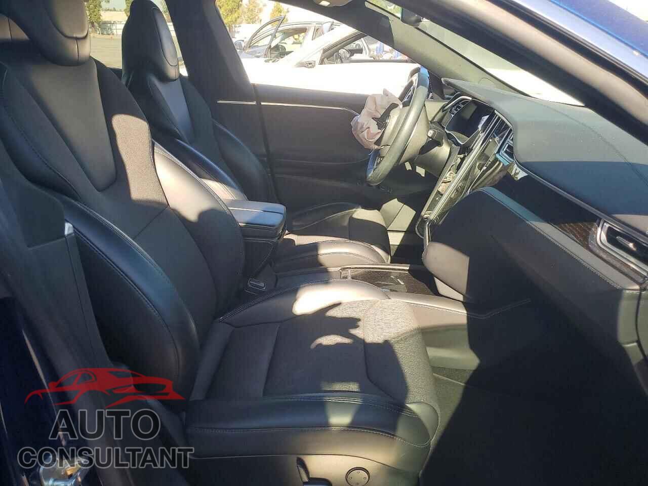 TESLA MODEL S 2017 - 5YJSA1E23HF219425