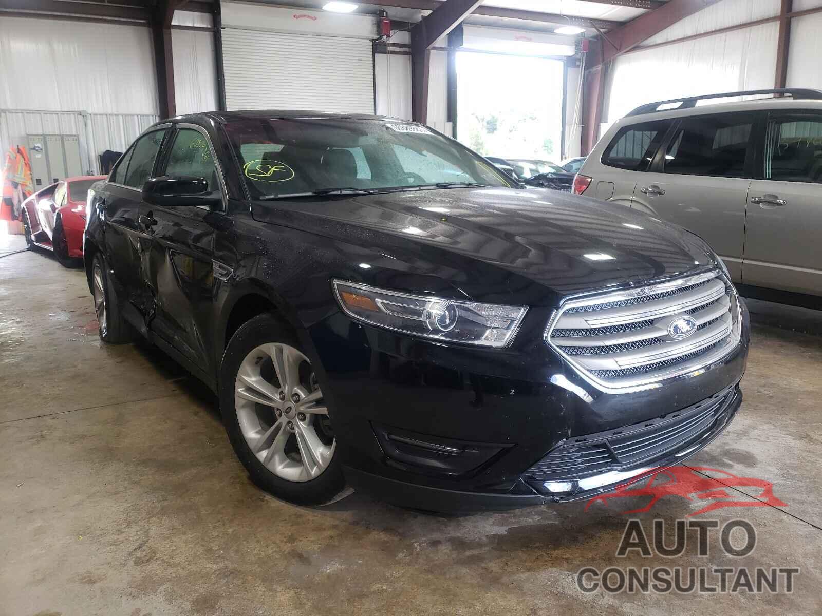 FORD TAURUS 2018 - 1FAHP2E80JG119559