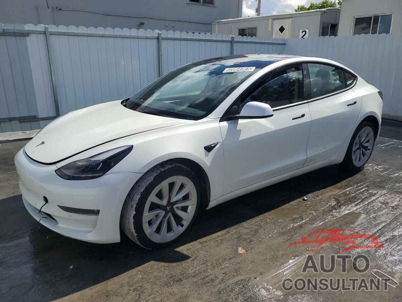 TESLA MODEL 3 2022 - 5YJ3E1EA4NF285977