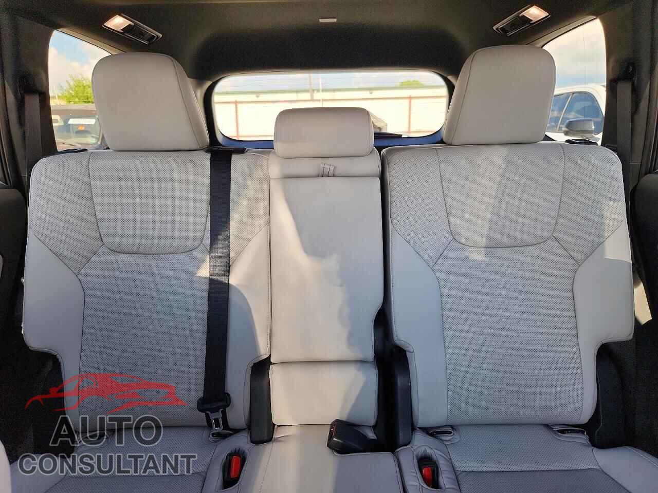 LEXUS UNKNOWN 2025 - 5TDAAAA64SS017295