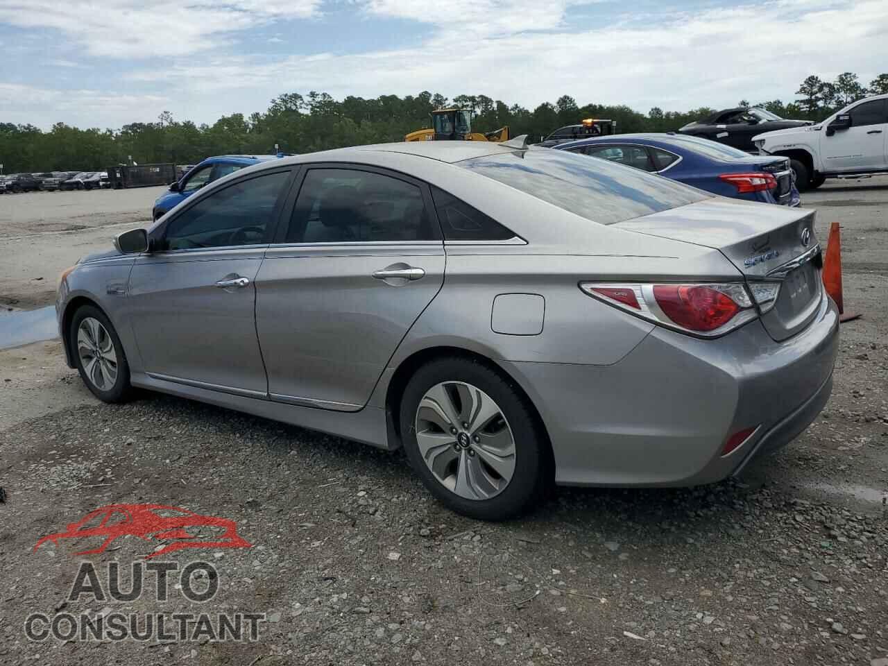 HYUNDAI SONATA 2013 - KMHEC4A40DA091868