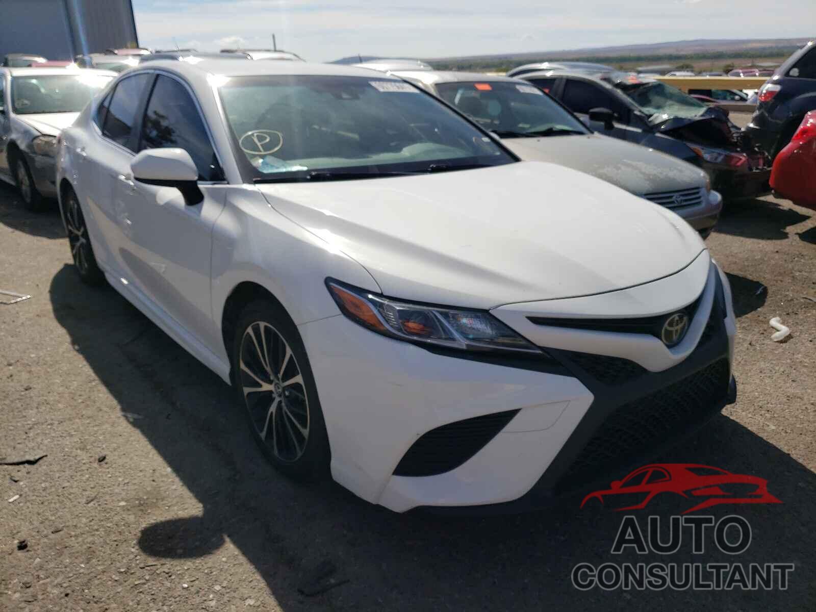 TOYOTA CAMRY 2018 - JTNB11HK4J3005148