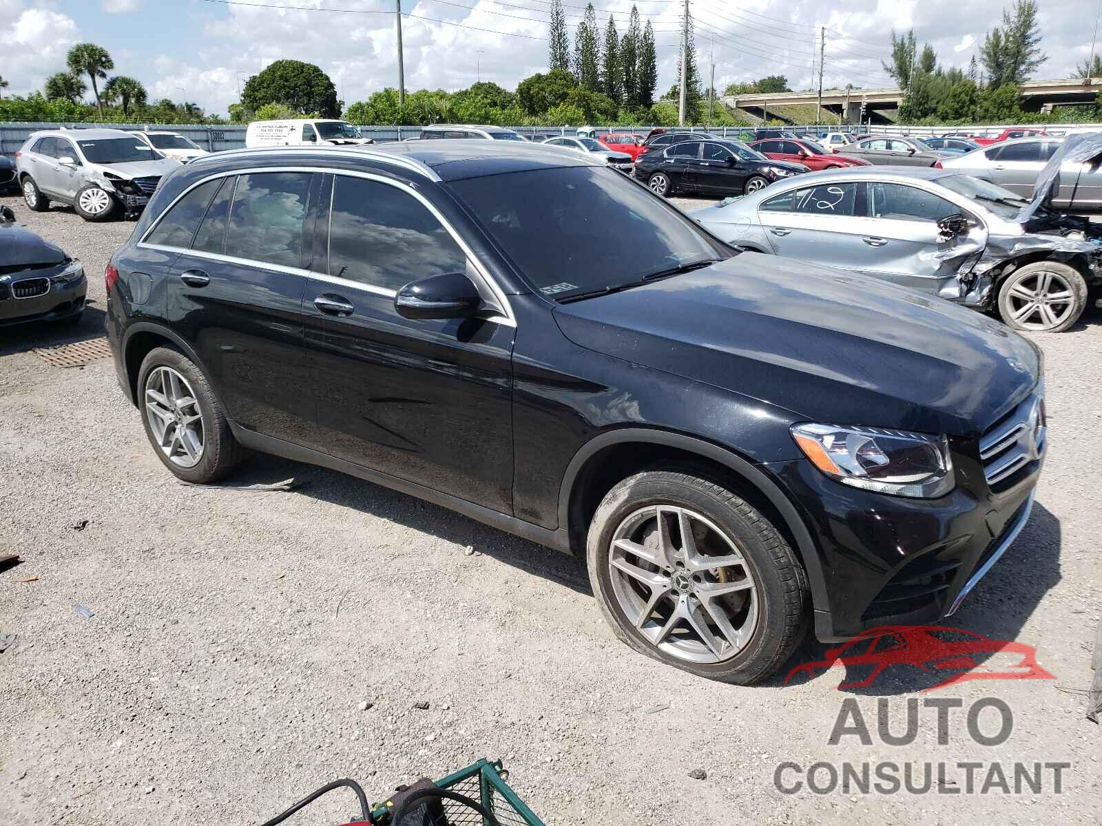 MERCEDES-BENZ GLC-CLASS 2018 - WDC0G4JB1JV056160