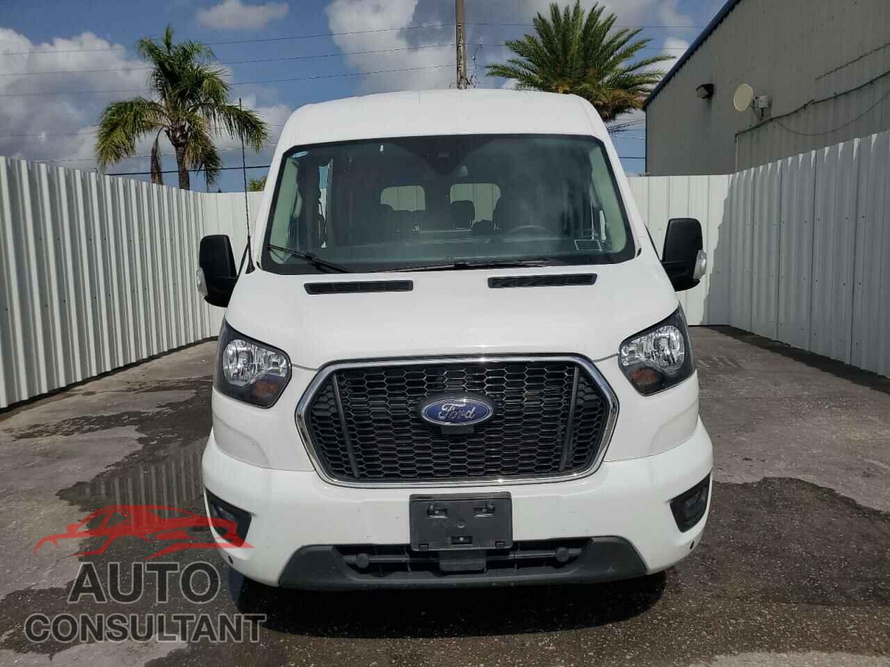 FORD TRANSIT 2024 - 1FBAX2C85RKA36446