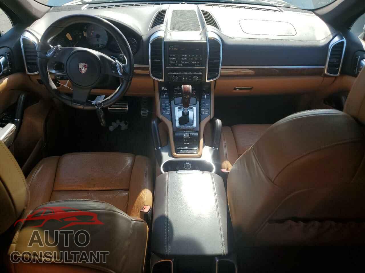 PORSCHE CAYENNE 2012 - WP1AE2A25CLA90443