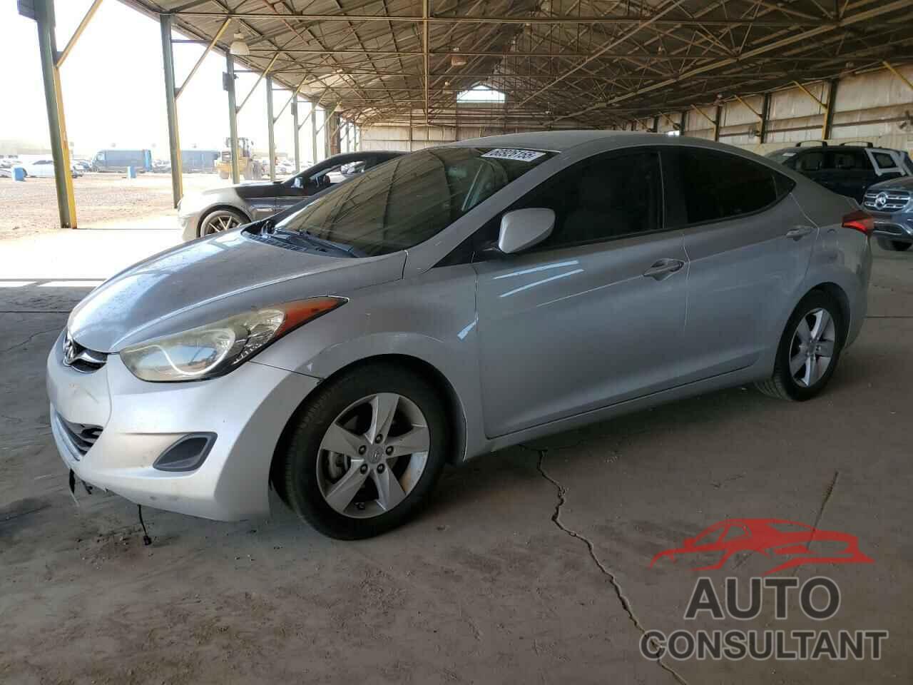 HYUNDAI ELANTRA 2013 - 5NPDH4AE0DH388481