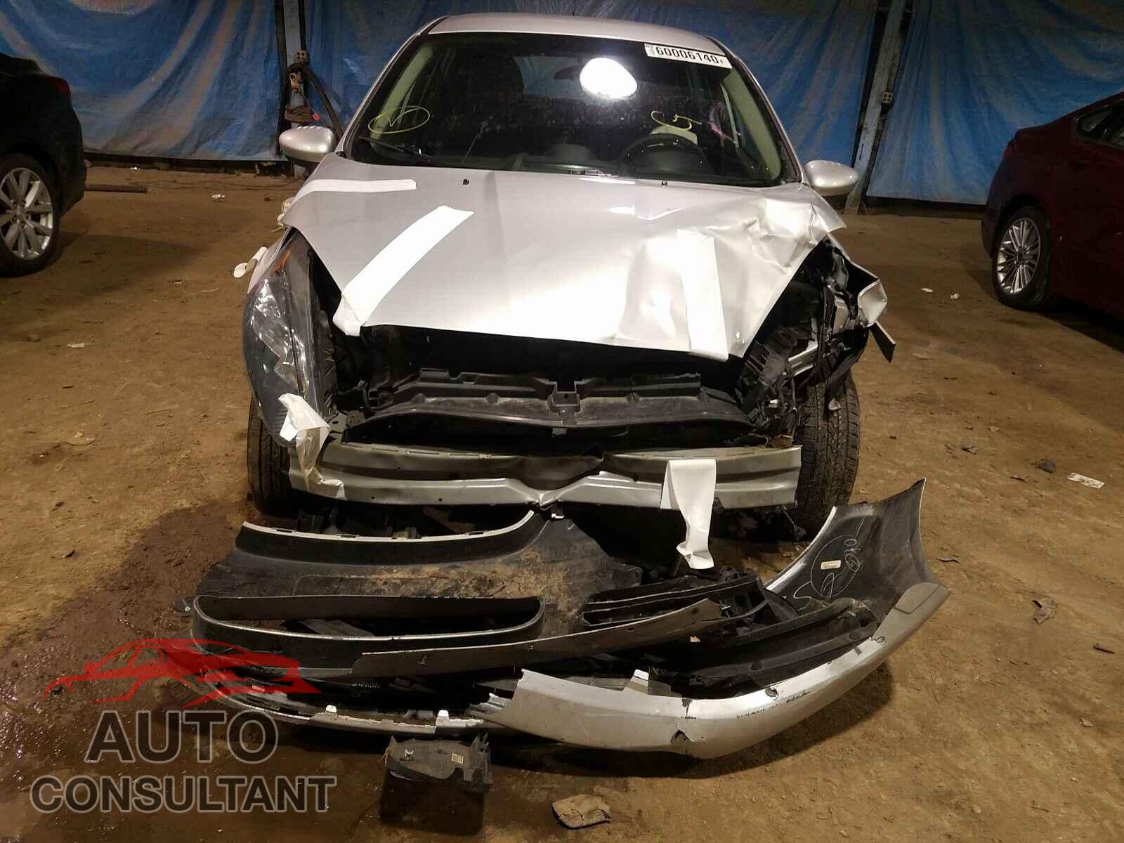 FORD FIESTA 2018 - 3FADP4EJ8JM133020