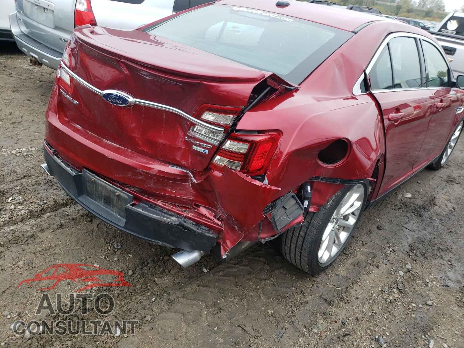 FORD TAURUS 2018 - 1FAHP2J85JG124410