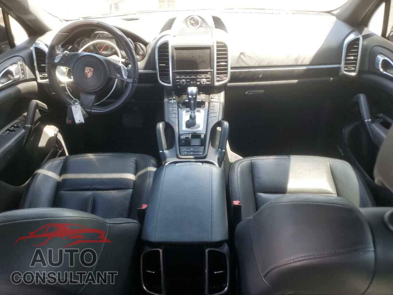 PORSCHE CAYENNE 2013 - WP1AA2A28DLA06421
