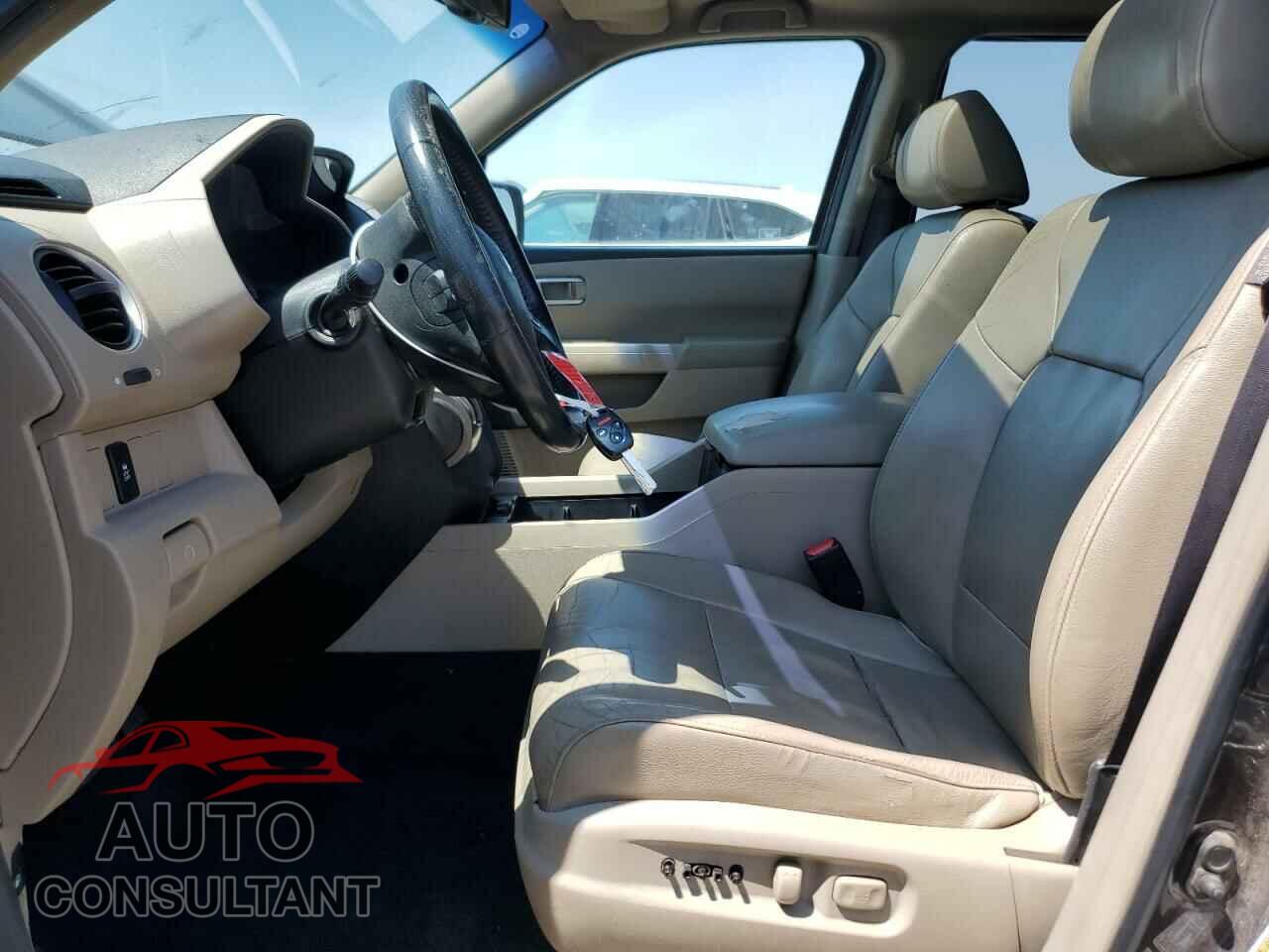 HONDA PILOT 2012 - 5FNYF4H54CB037907