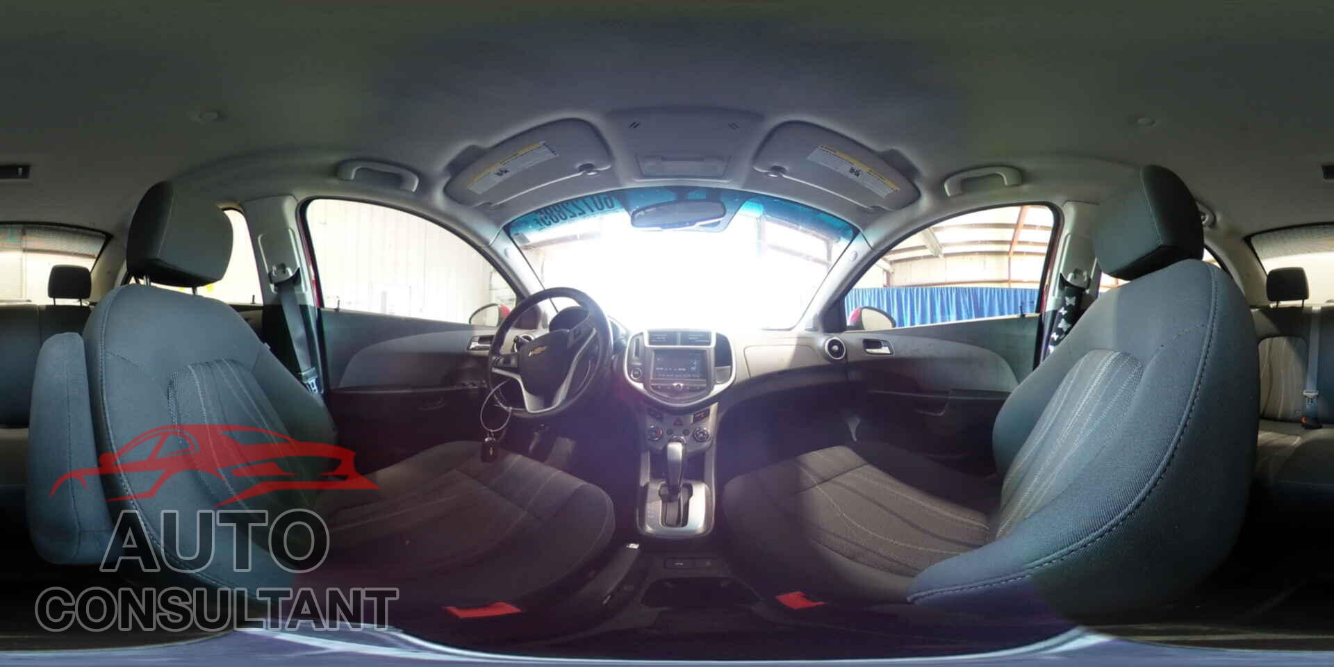 CHEVROLET SONIC 2017 - 1G1JD5SH6H4103638