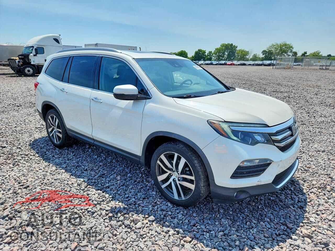 HONDA PILOT 2018 - 5FNYF6H03JB044411