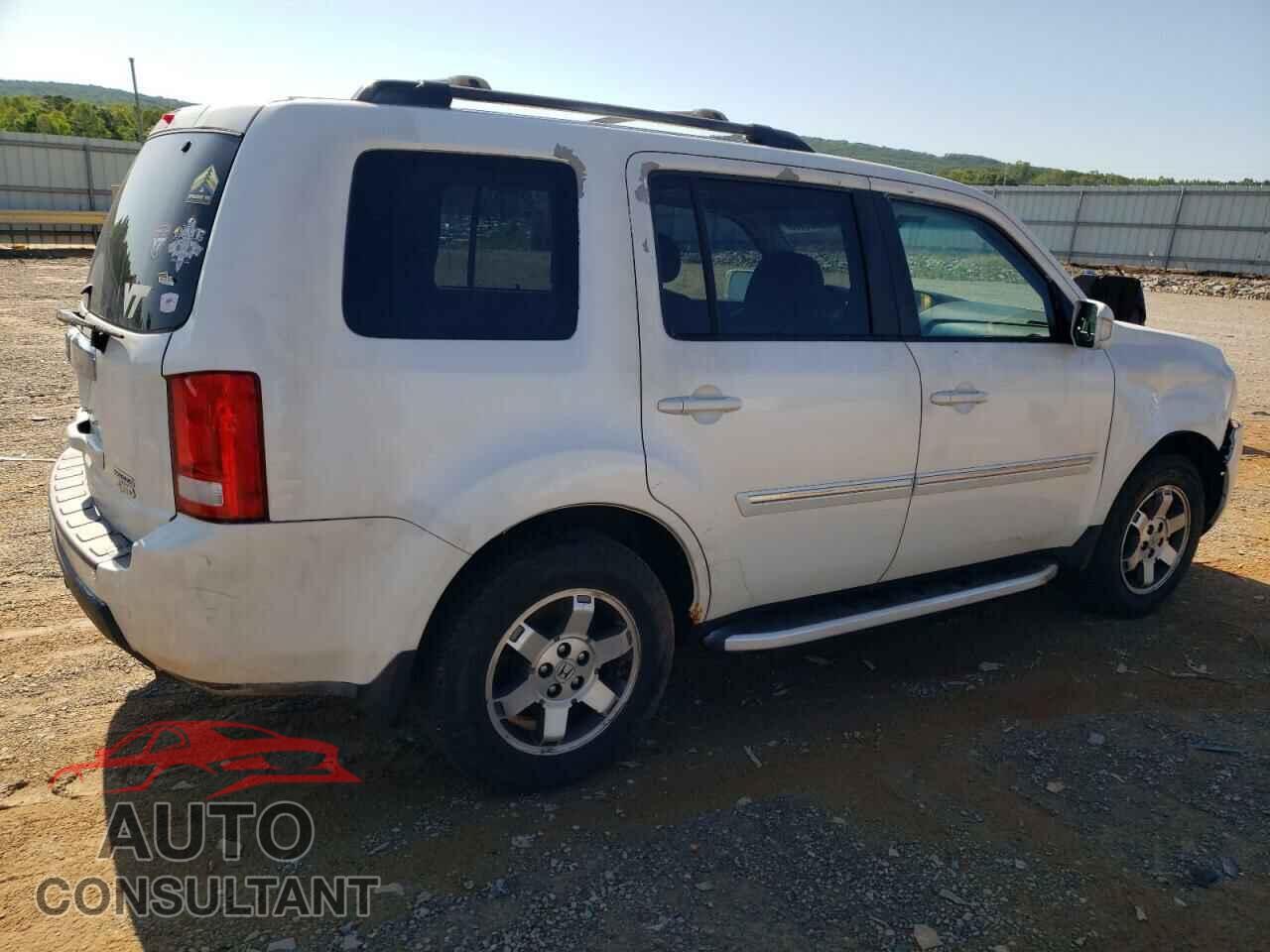 HONDA PILOT 2011 - 5FNYF4H92BB101055