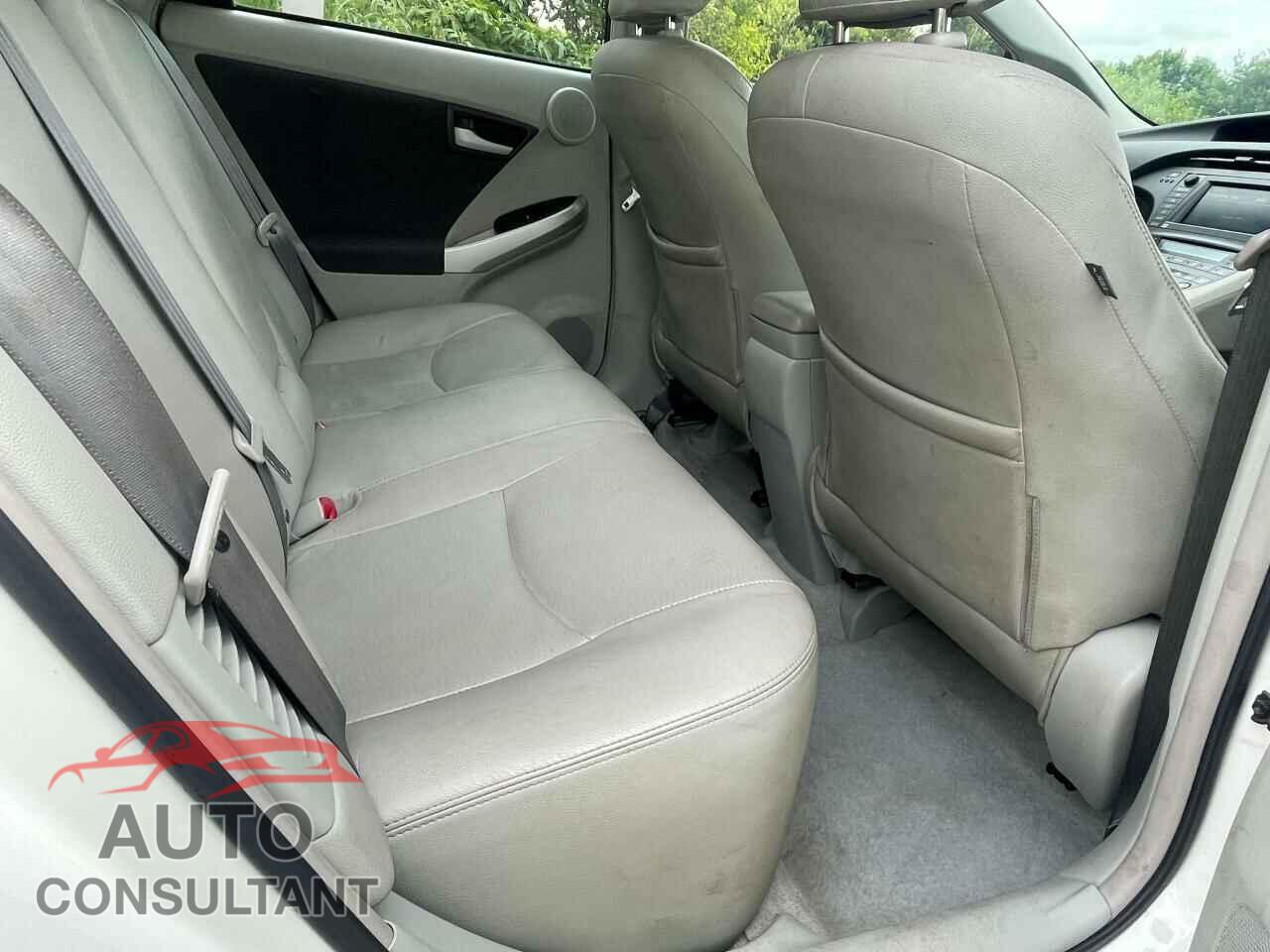 TOYOTA RAV4 2011 - 2T3ZF4DV4BW084194