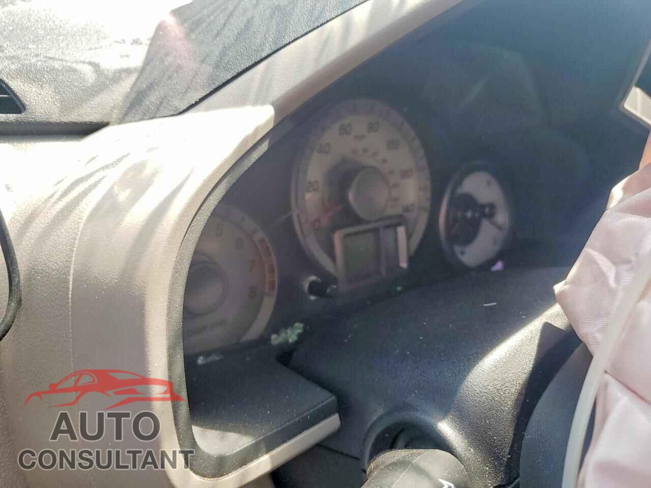 HONDA PILOT 2015 - 5FNYF3H20FB031834