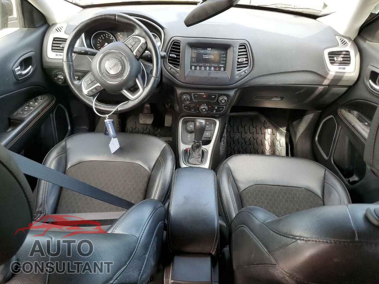JEEP COMPASS 2021 - 3C4NJDBB4MT557527