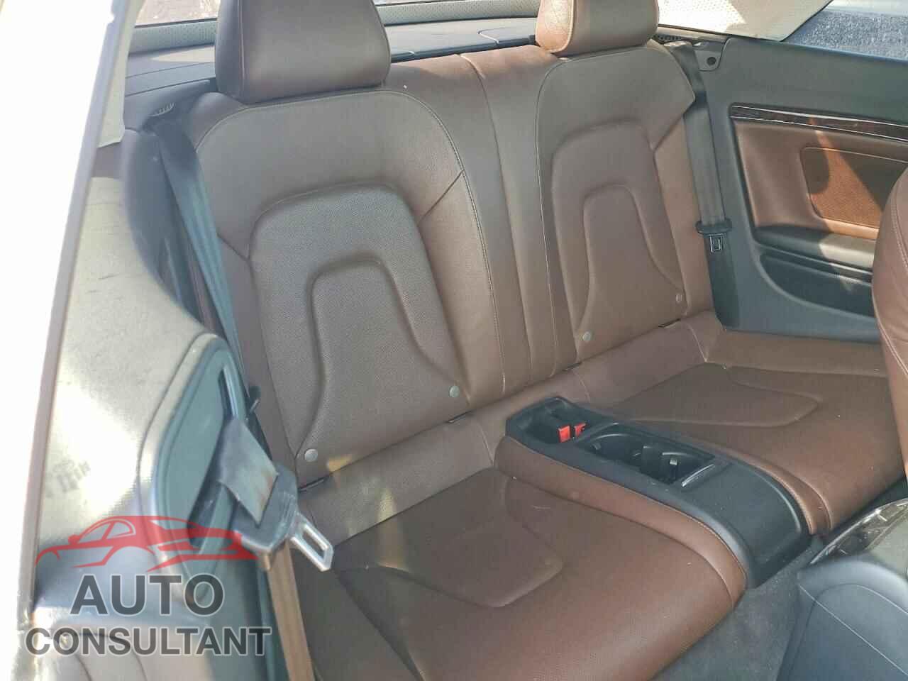 AUDI A5 2013 - WAULFAFH6DN007572