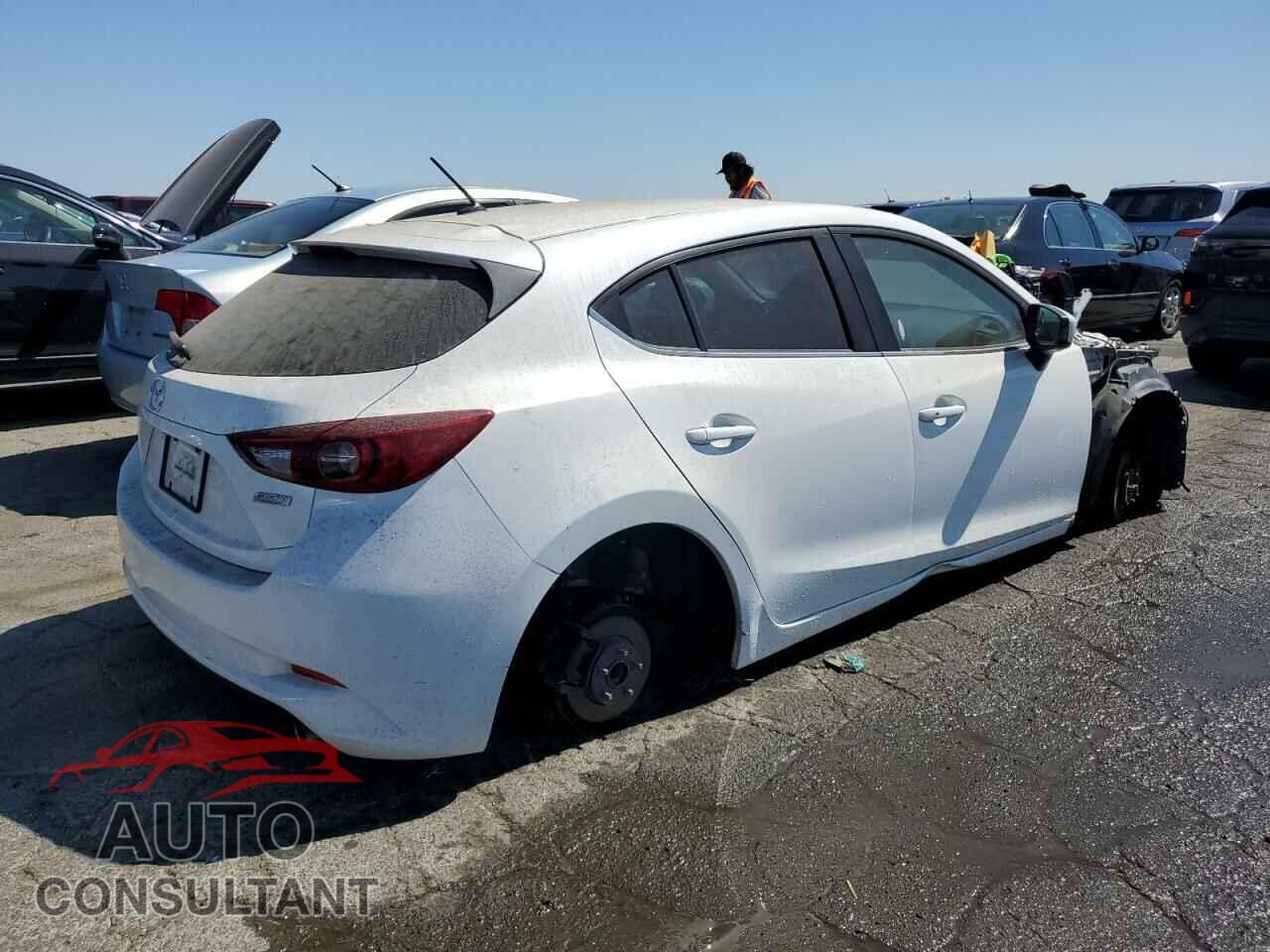 MAZDA 3 2017 - 3MZBN1L33HM147215