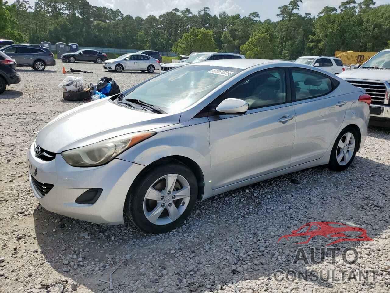 HYUNDAI ELANTRA 2011 - KMHDH4AE8BU150926