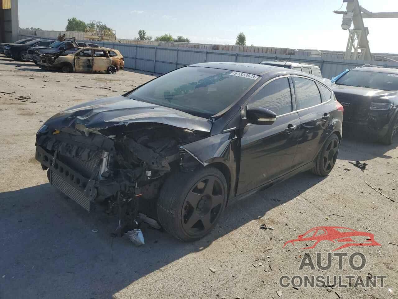 FORD FOCUS 2018 - 1FADP3L98JL331259