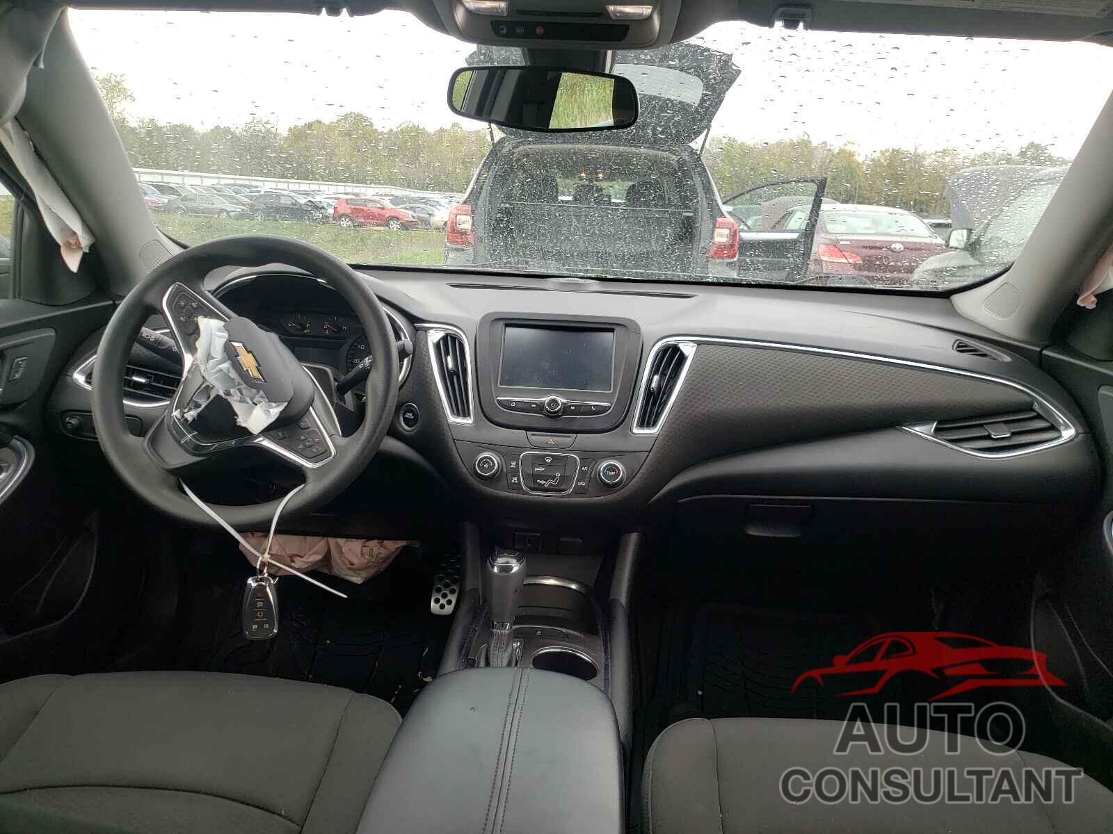 CHEVROLET MALIBU 2016 - 1G1ZE5STXGF334629