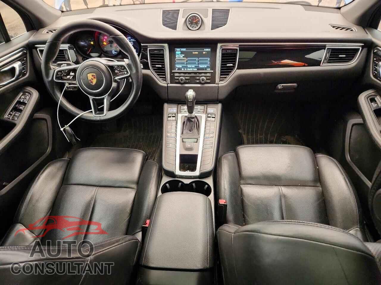 PORSCHE MACAN 2016 - WP1AB2A57GLB44771