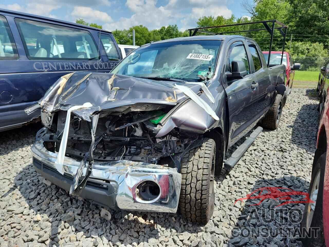 TOYOTA TUNDRA 2011 - 5TFUM5F12BX020666