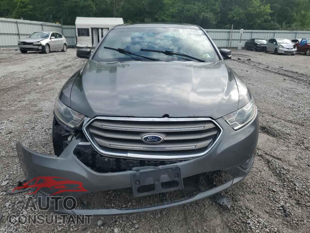 FORD TAURUS 2013 - 1FAHP2E85DG113017