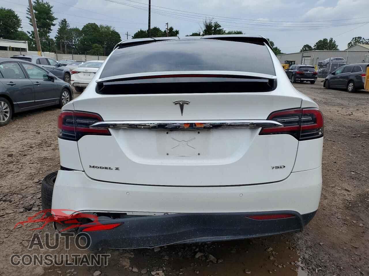 TESLA MODEL X 2017 - 5YJXCAE25HF075151